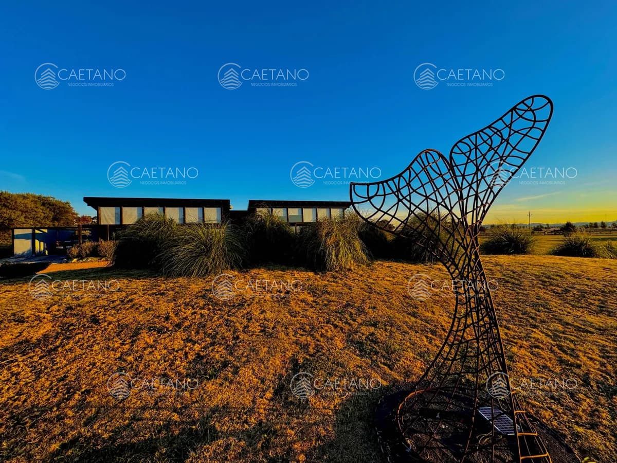 Venta casa en Barrio privado La Barra