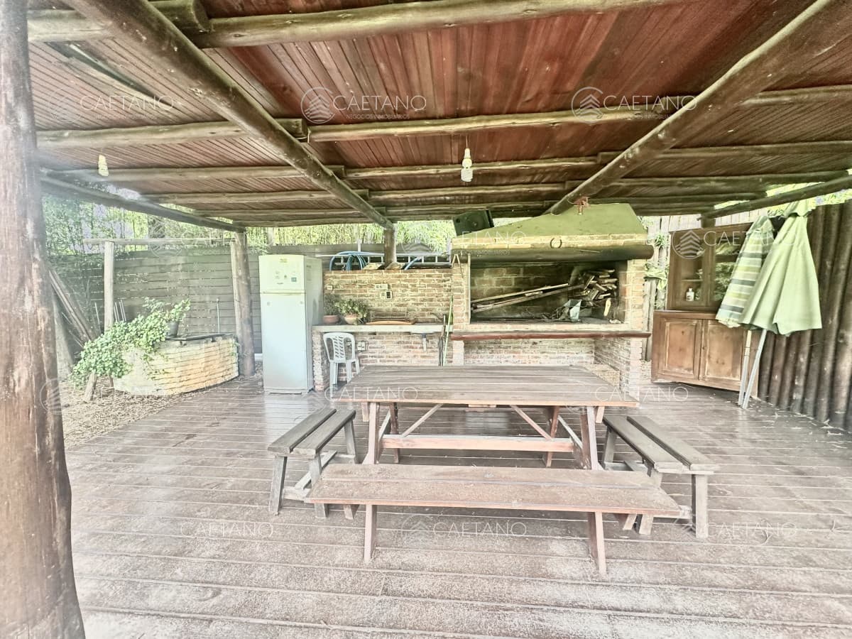 Venta Casa Quincho - 4 Dormitorios + Pileta - Pinares Punta Del Este