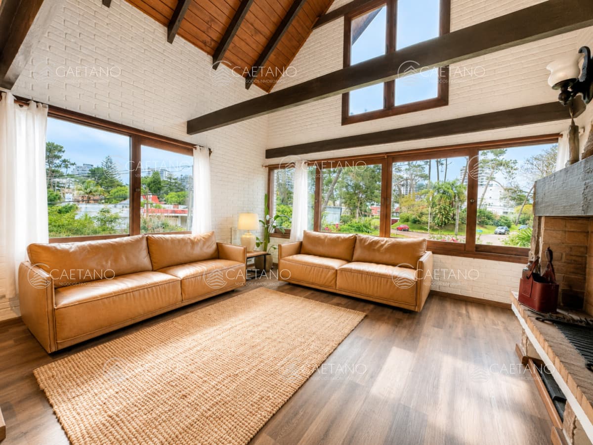 Venta casa 5 dormitorios. San Rafael, Punta del Este