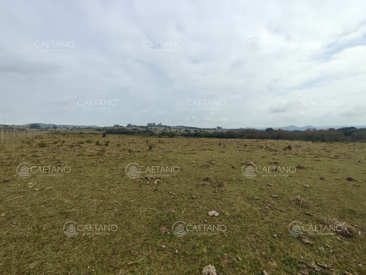 Venta chacra con costa arroyo. Ruta 12 Maldonado
