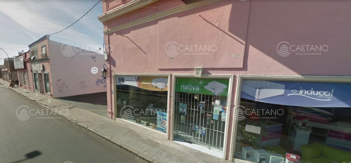 Gran Local en Centro de Maldonado