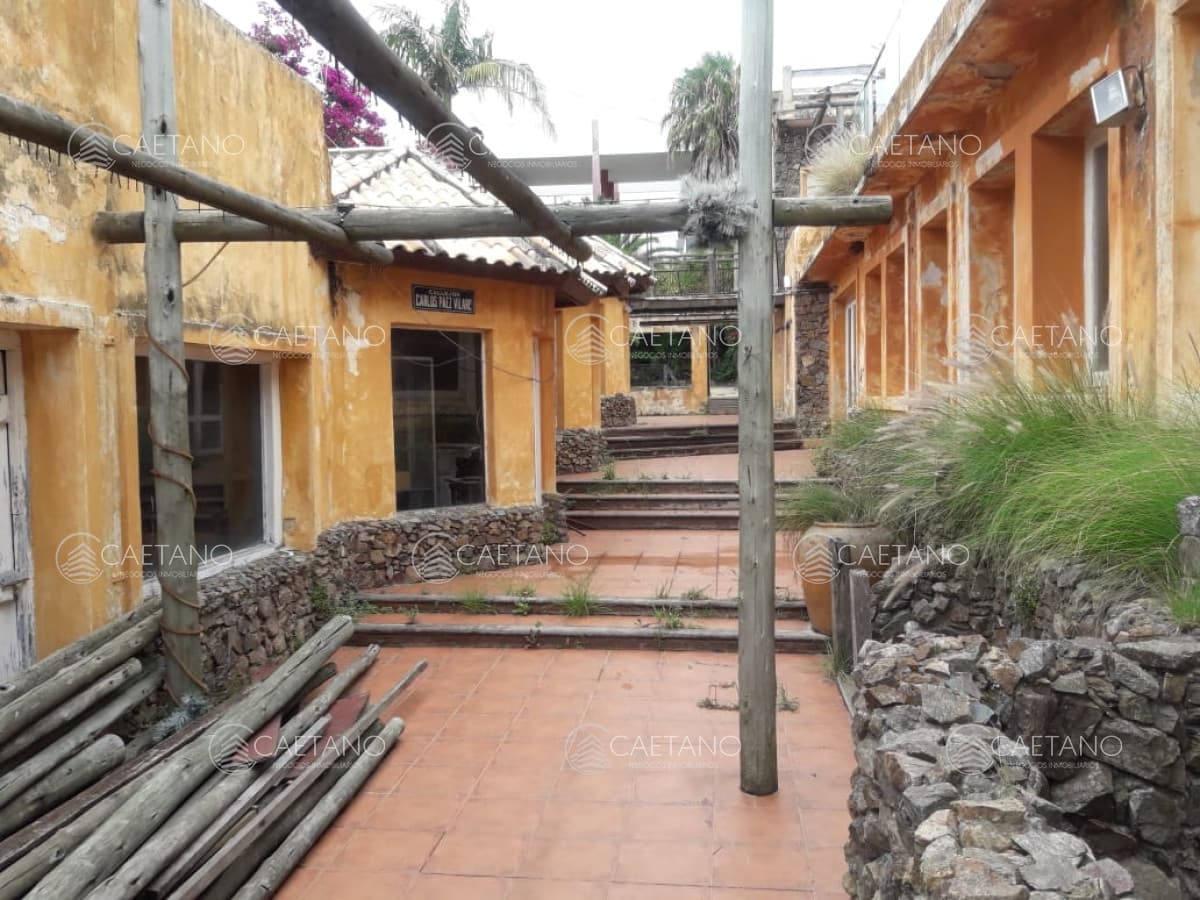 Excepcional local comercial en el corazon de Punta del Este!