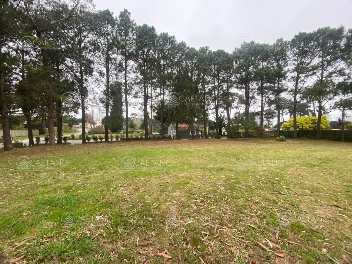 Venta Lote en Barrio Privado Residence