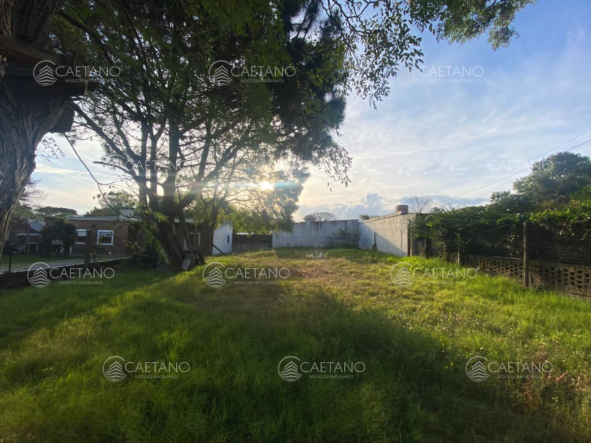 Venta terreno en playa mansa Punta del Este