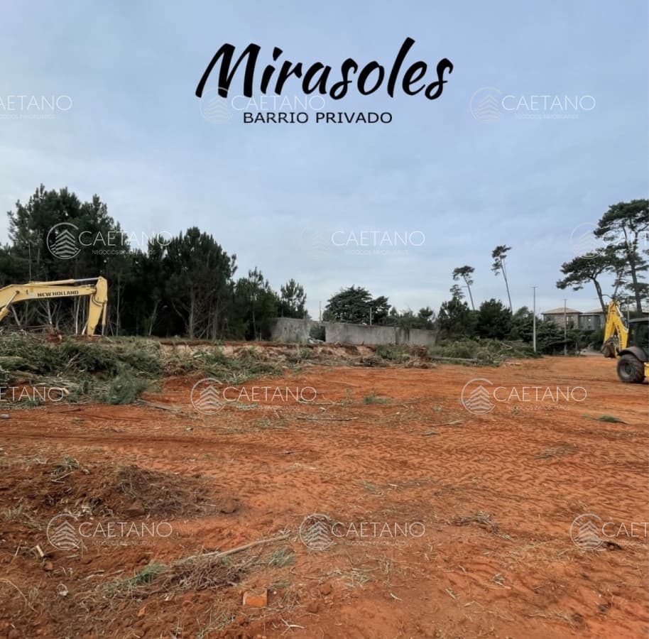 Venta terreno Punta del Este.