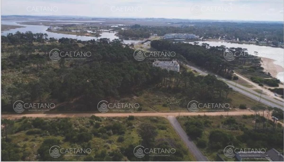 Terreno en venta para desarrollo - Punta del Este