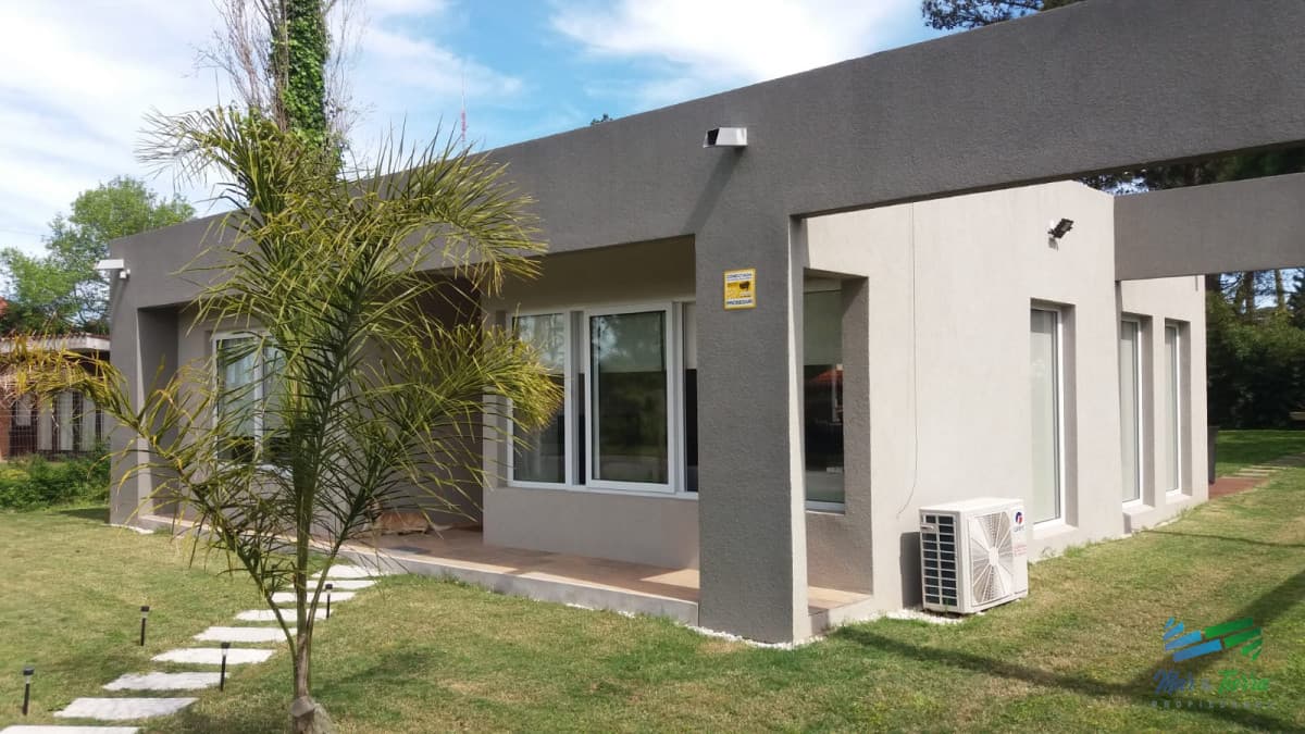 Casa Moderna