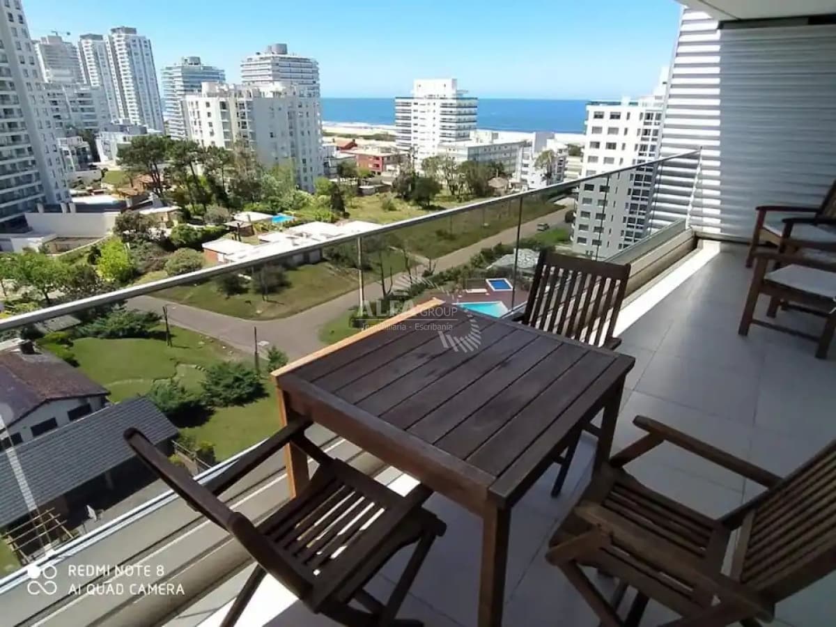 Venta Departamento - 3 dormitorios - Playa brava Punta del Este