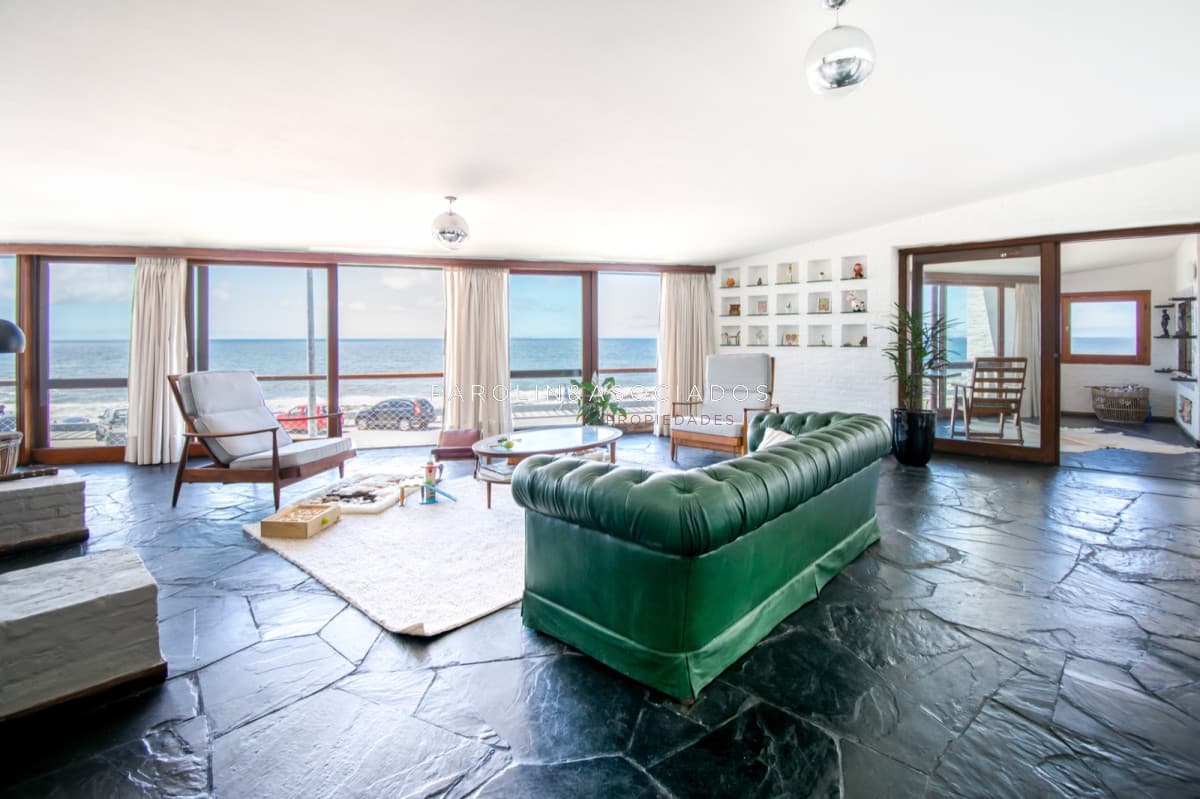 Casa en venta de 6 dormitorios en Penisula, Punta del Este.