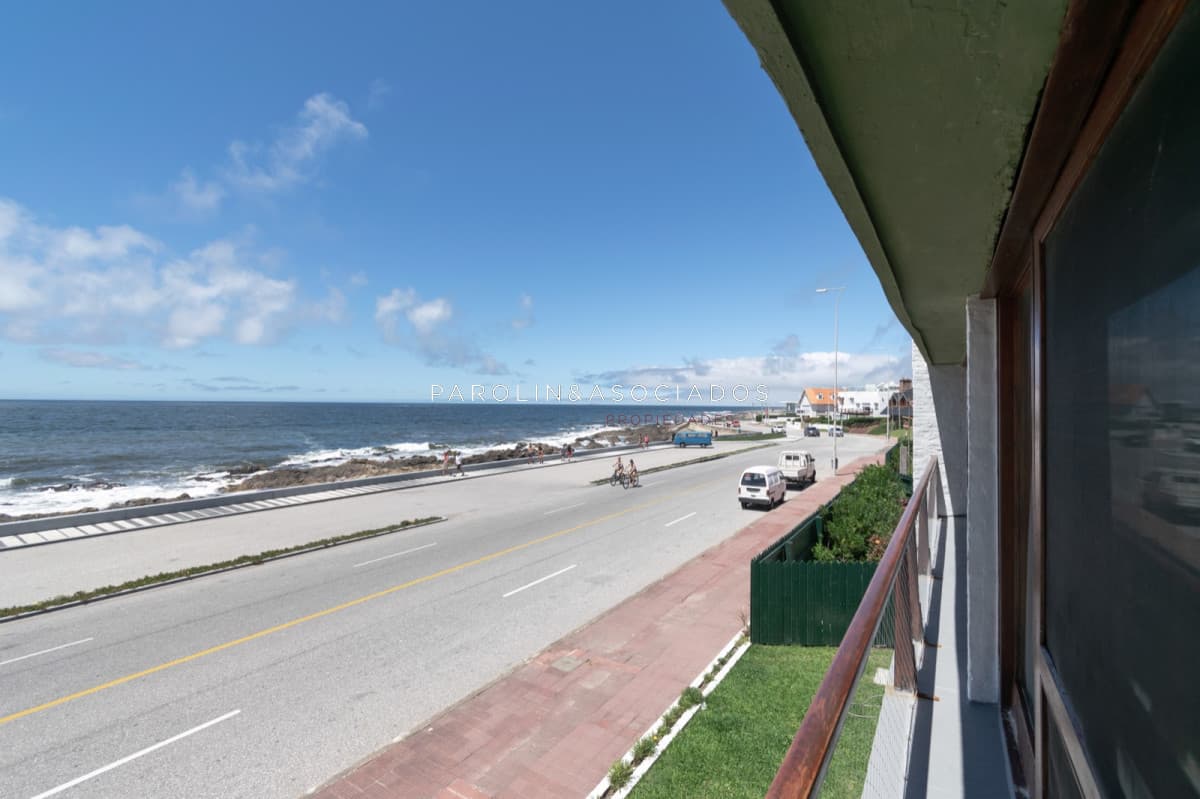 Casa en venta de 6 dormitorios en Penisula, Punta del Este.