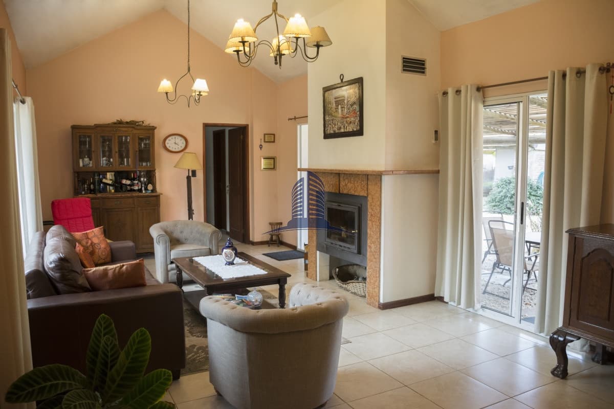 San Rafael – Para vivir todo el año ! CASA EN VENTA.