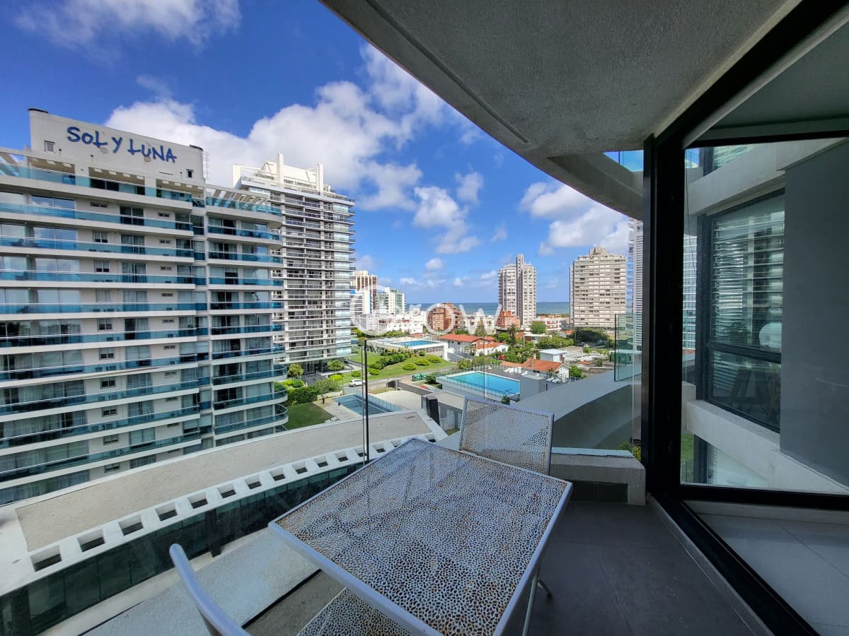 Venta de apartamento de 1 dormitorio y medio en Punta del Este