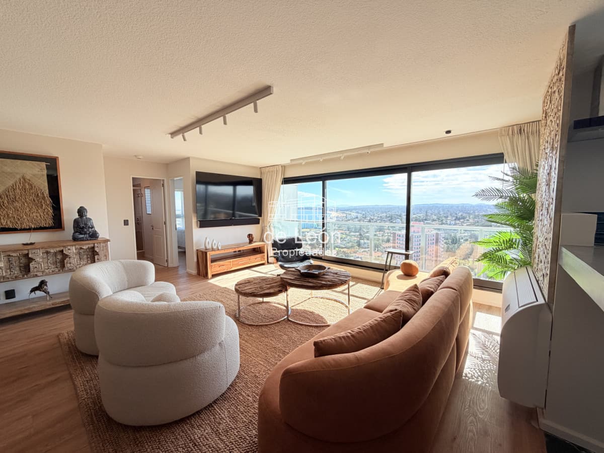 Alquiler Apartamento 4 dormitorios. Playa mansa, Punta del Este