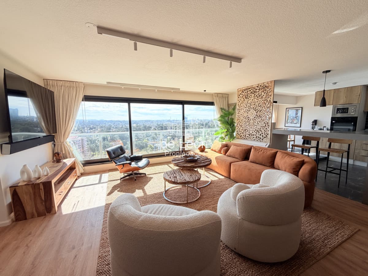 Alquiler Apartamento 4 dormitorios. Playa mansa, Punta del Este