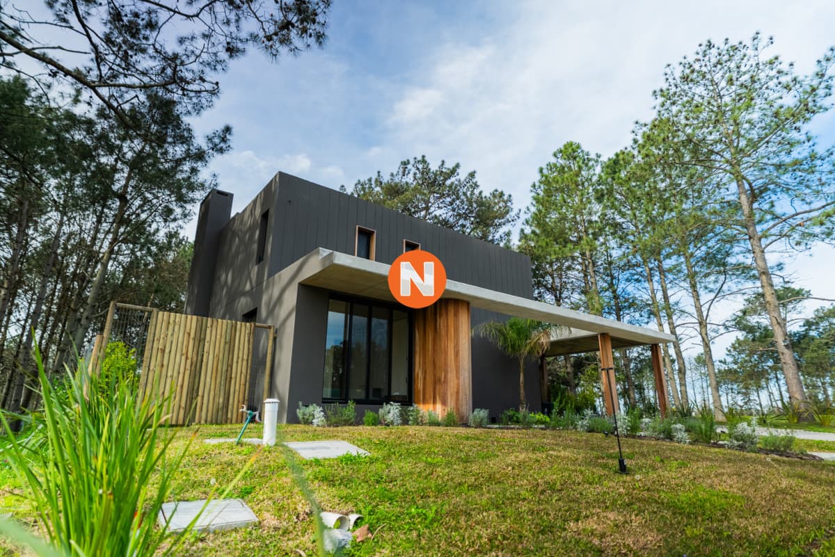 Casa en venta 4 dormitorios, Distrito 52 - Punta del Este