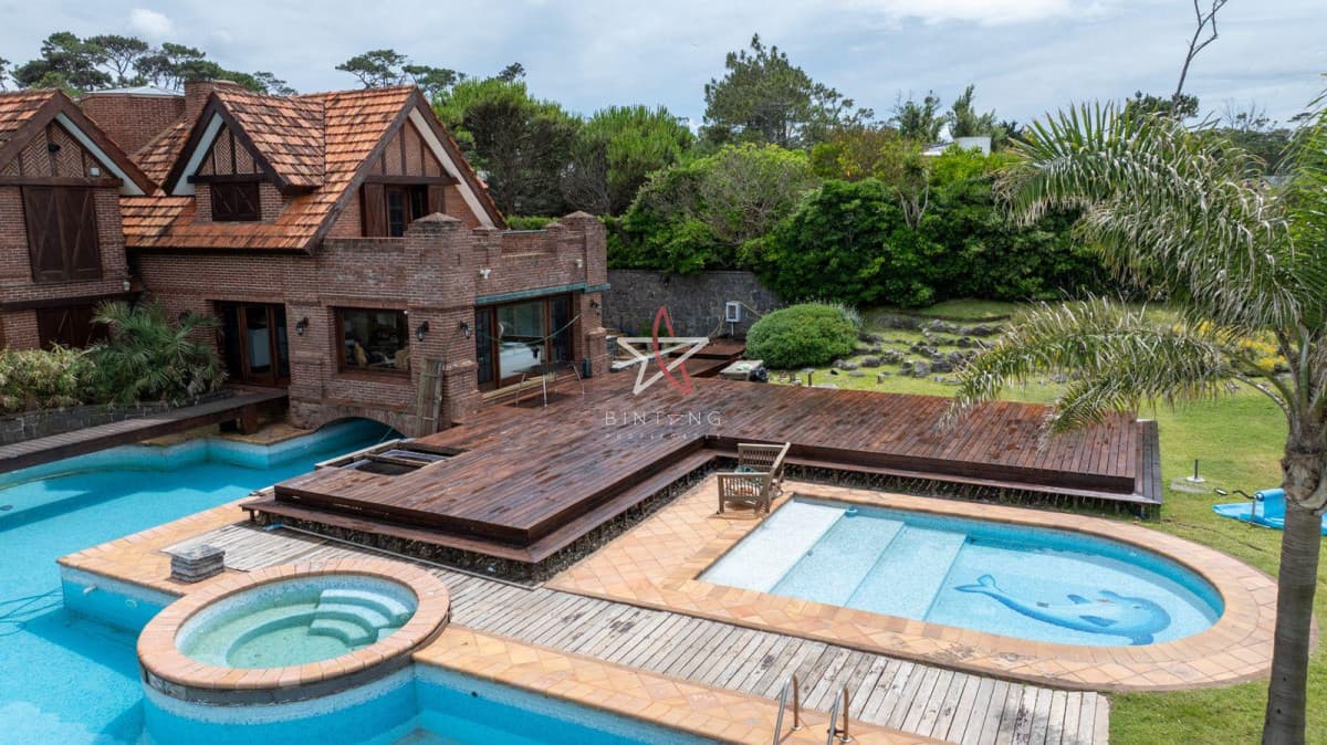 CASA, MANSA, PRIMERA LINEA MAR, VENTA - Bintang Propiedades