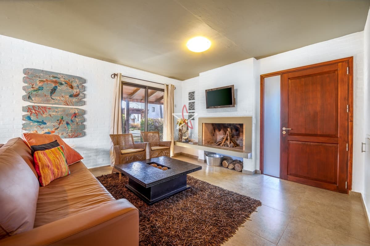 Casa, 2 dorm, Punta del Este, Parque Pinares, Alquiler - Bintang Propiedades