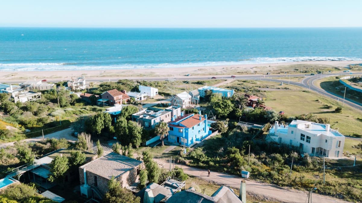 Casa en Punta Piedras - Manantiales