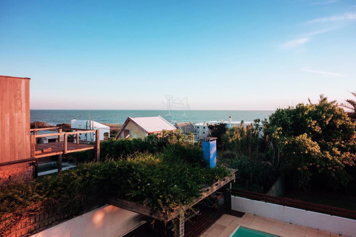 Casa en Punta Piedras - Manantiales