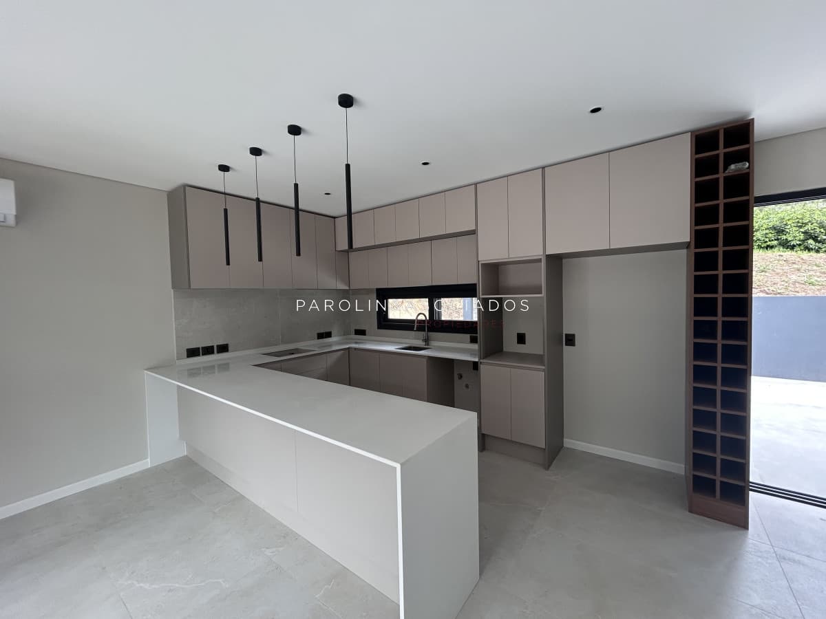 Venta casa en Club del lago Punta Ballena