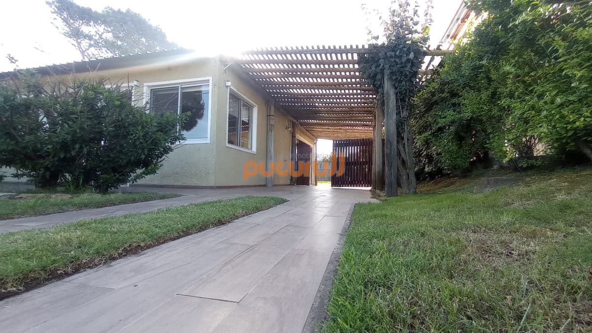 Casa zona de playa Tio tom, Punta Ballena