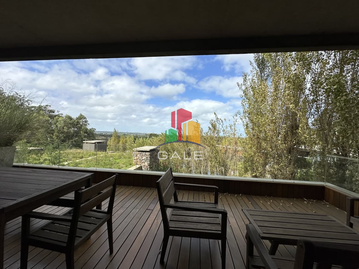 Gale Propiedades & Escribanía Apartamento ID.2331 - Venta de excelente apartamento en Punta Ballena