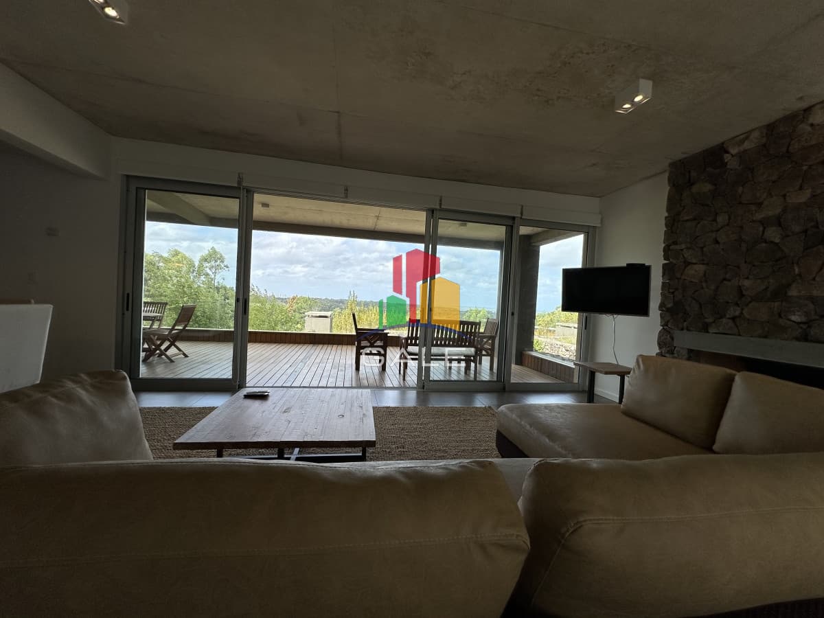 Gale Propiedades & Escribanía Apartamento ID.2331 - Venta de excelente apartamento en Punta Ballena