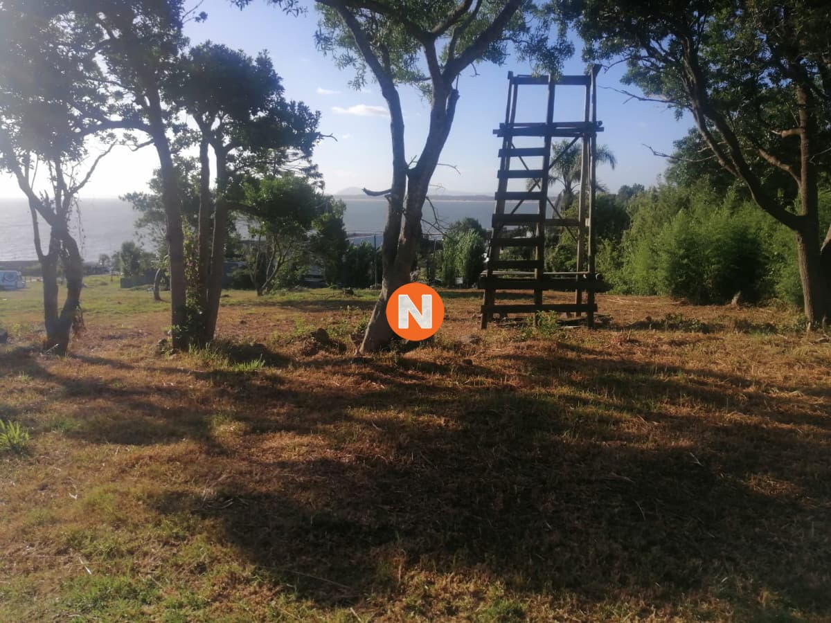 VENTA DE TERRENO EN EL LOMO DE PUNTA BALLENA