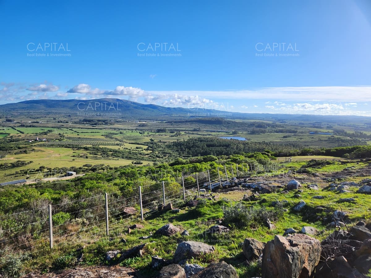 Venta de chacras sobre Cerro Pan de Azúcar, Maldonado