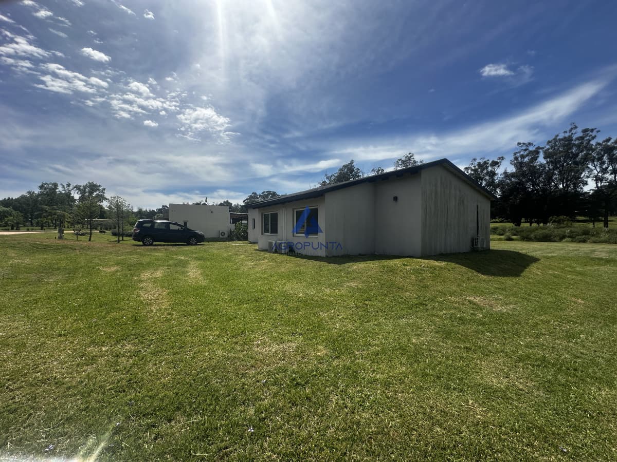 Venta casa en barrio privado Verde Mora. Punta Ballena
