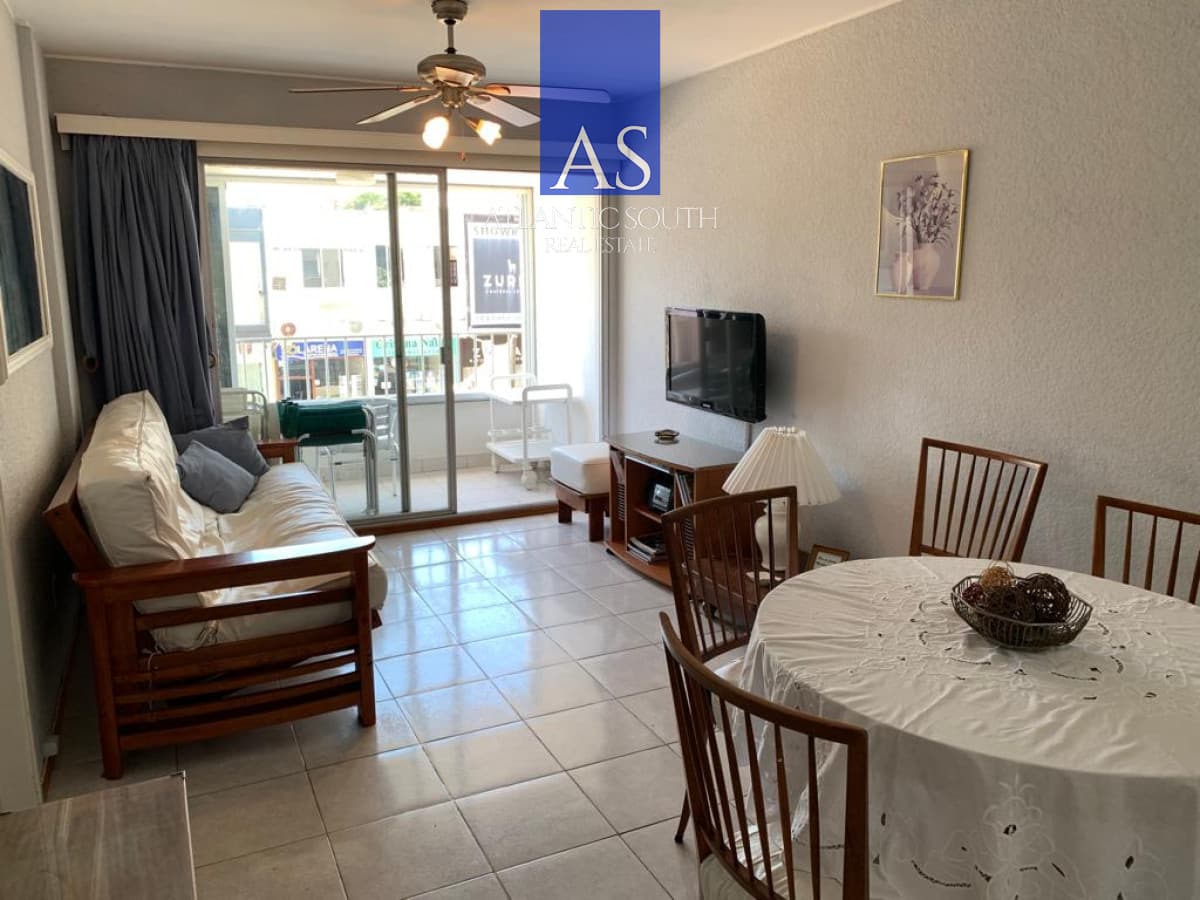 Apartamento 2 dormitorios 2 baños garage terraza Península Punta del Este