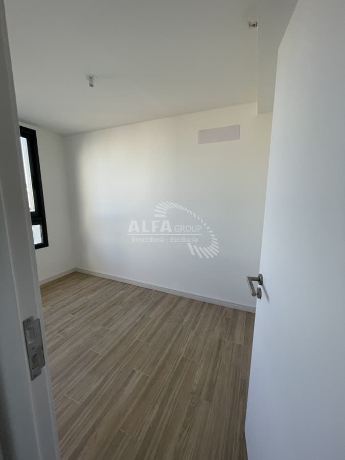 Exclusivo apartamento con vista panorámica al mar en Siglo Sol II