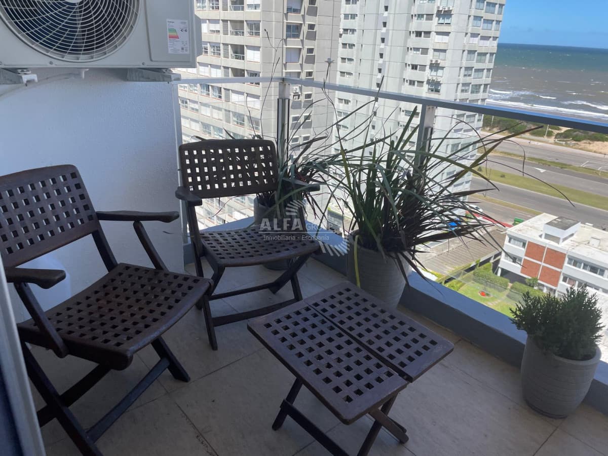torre con servicios disponible temporada 2024 -2025