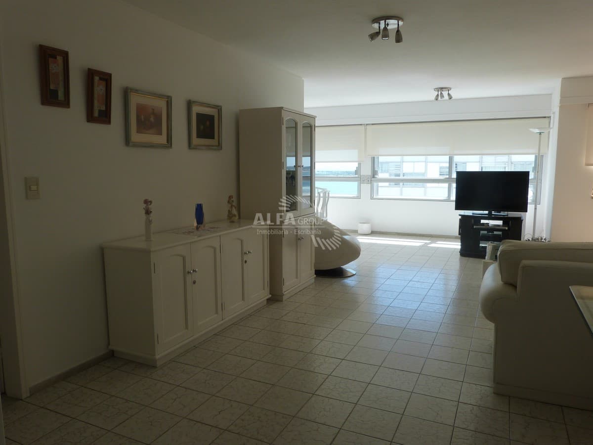ZONA PUERTO, 3  AMPLIOS AMBIENTES, VISTA AL MAR, TODOS LOS SERVICIOS