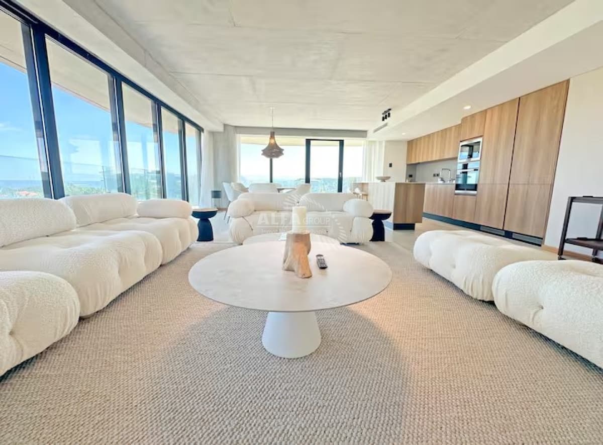 APARTAMENTO DE DOS DORMITORIOS EN SURFSIDE