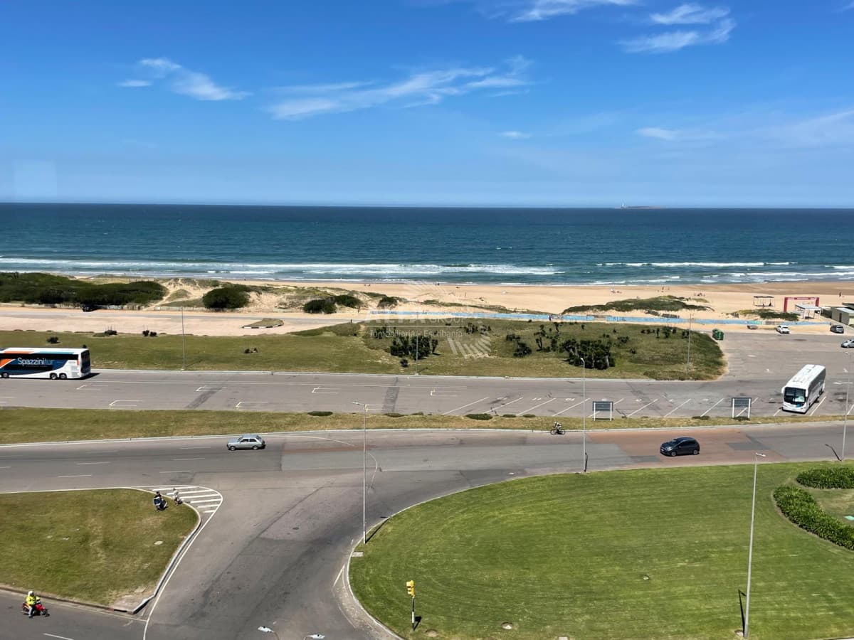 Apartamento en Punta del Este, Brava