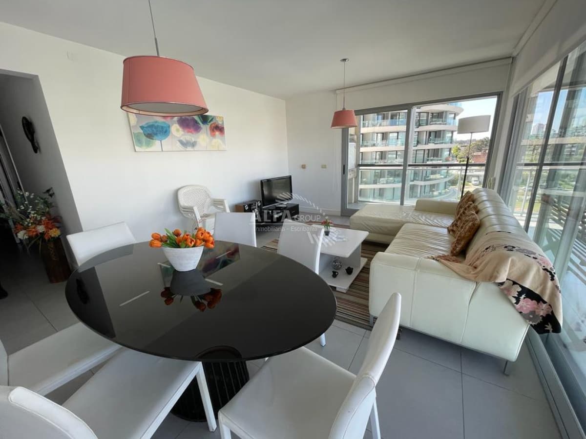 Apartamento en alquiler  Mansa, Punta del Este!