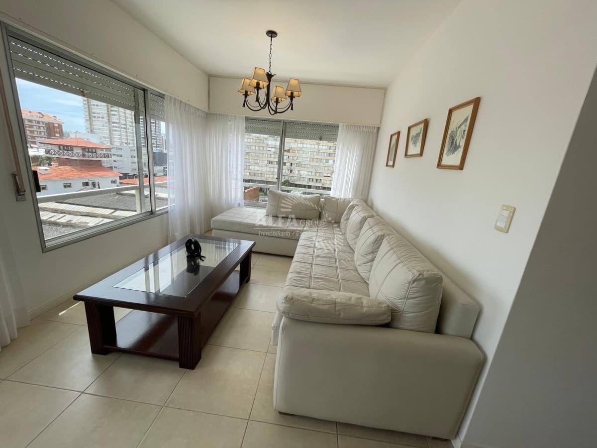 torre con servicios