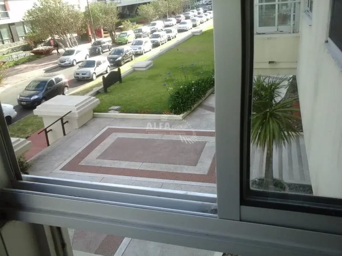 torre con servicios