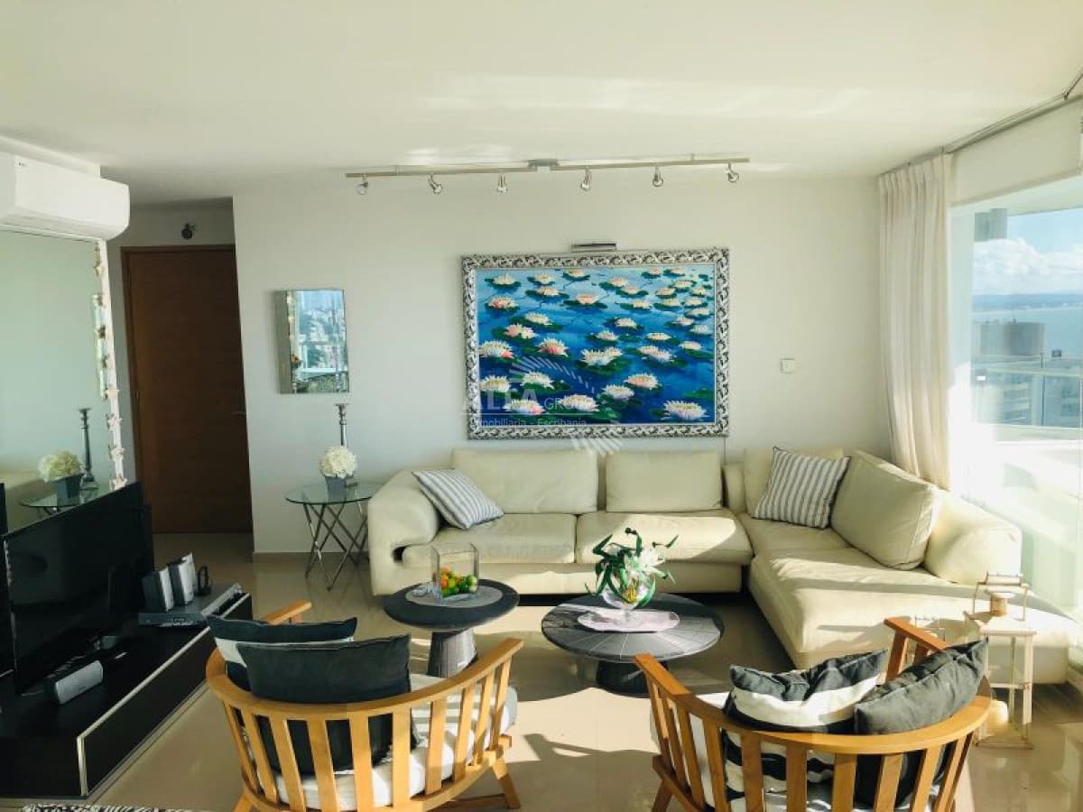 Apartamento en venta, Mansa, alquiler temporario, 3 dormitorios , Punta del Este