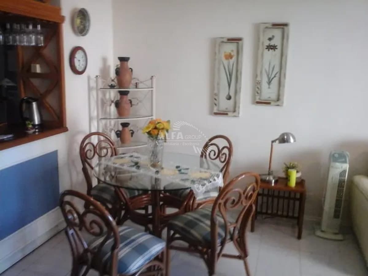 torre con servicios