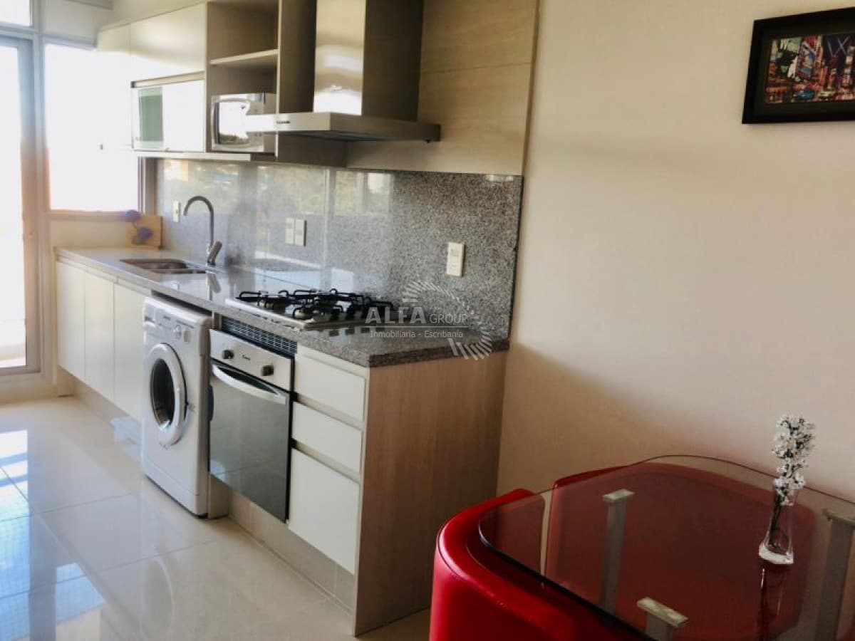 Apartamento en alquiler y venta, Mansa, Punta del Este