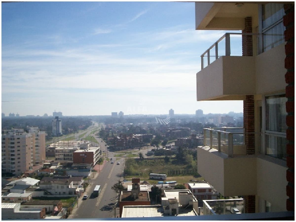 torre con todos los servicios