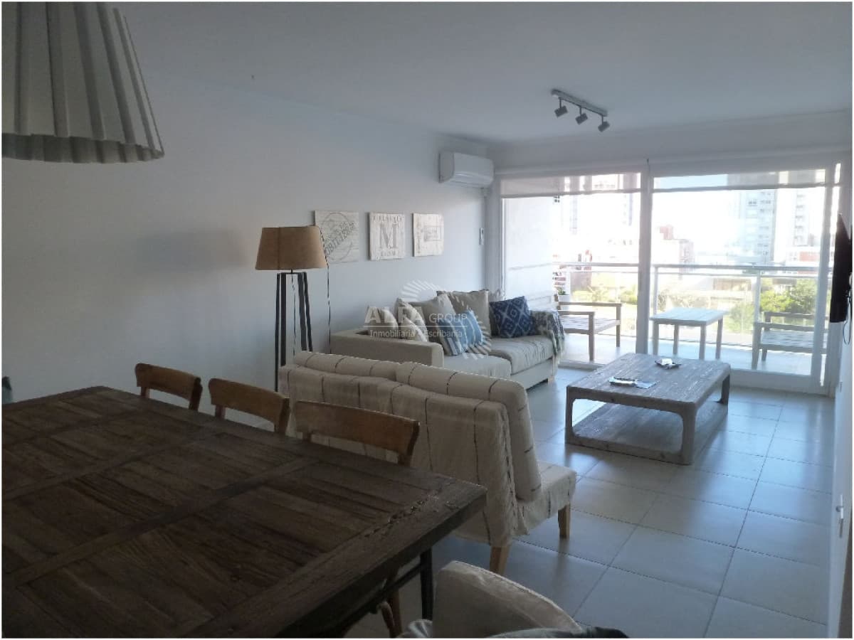 APARTAMENTO EN ALQUILER INVERNAL EN PUNTA DEL ESTE