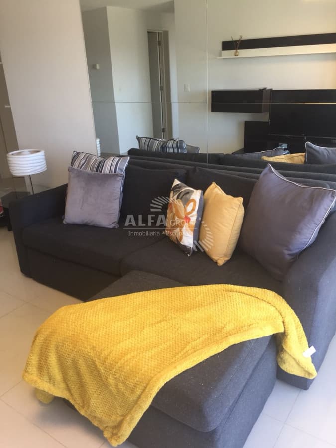 ROOSEVELT, PISO ALTO, 4 AMBIENTES, TODOS LOS SERVICIOS