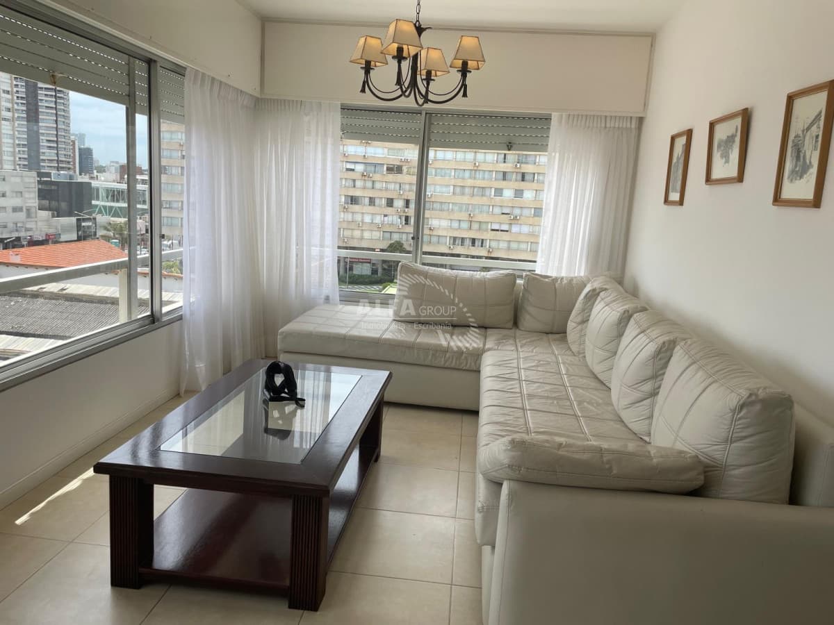 torre con servicios