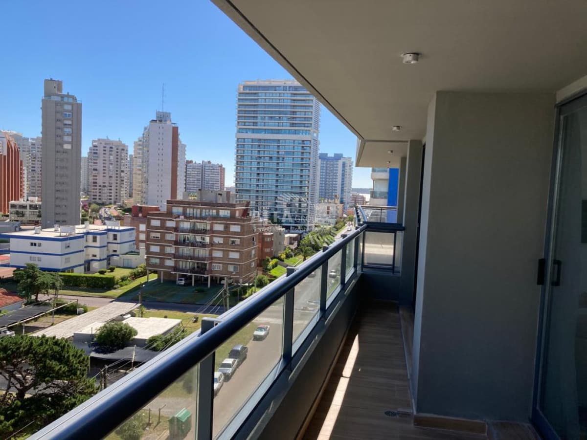Precioso departamento de 2 dormitorios en Punta del Este