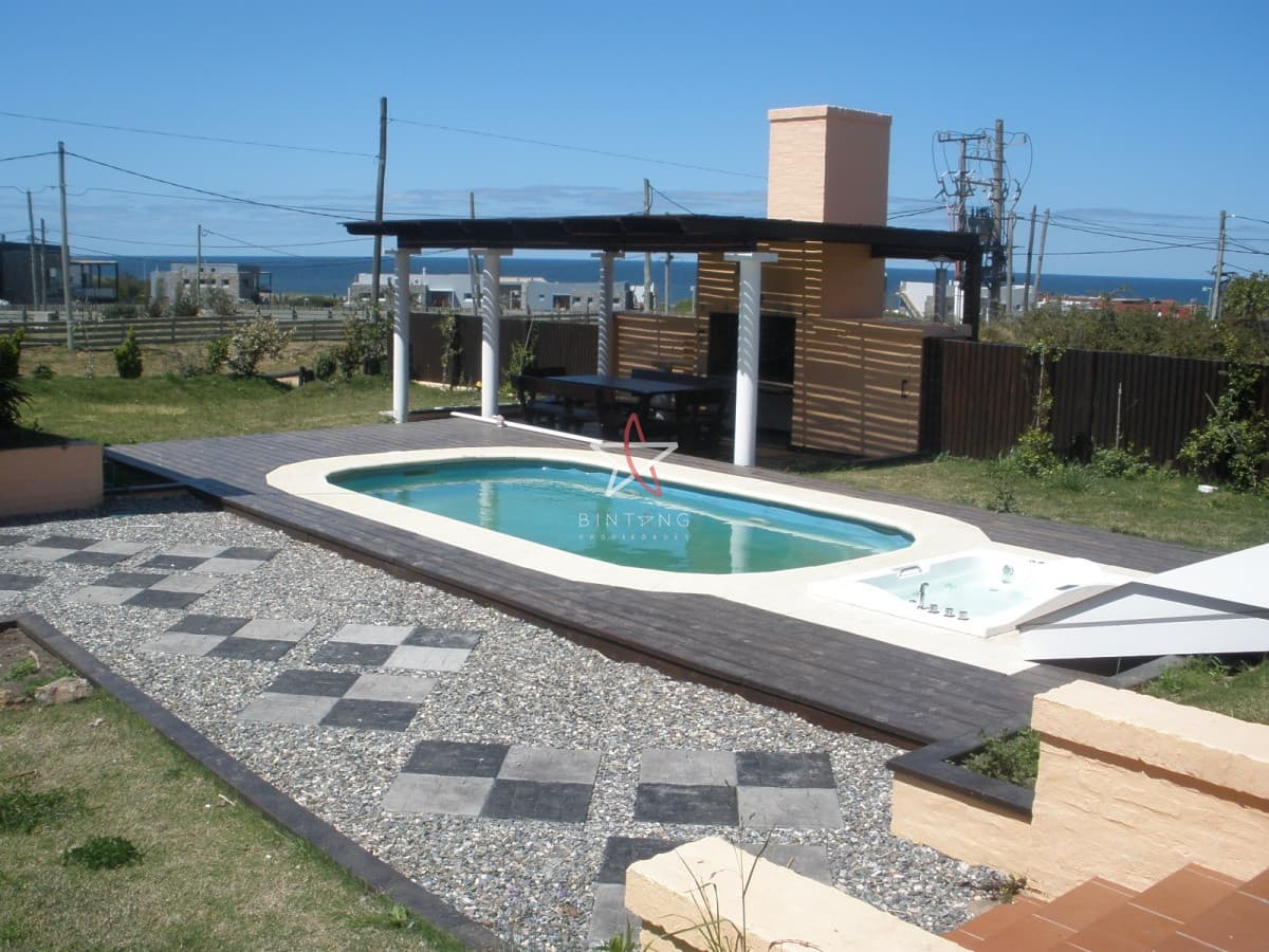 Estupenda esquina, vista al mar, en lote de doble con 4 dormitorios suite la mejor barbacoa de Manantiales piscina y jacuzzi exterior, 4 cuartos - Bintang Propiedades