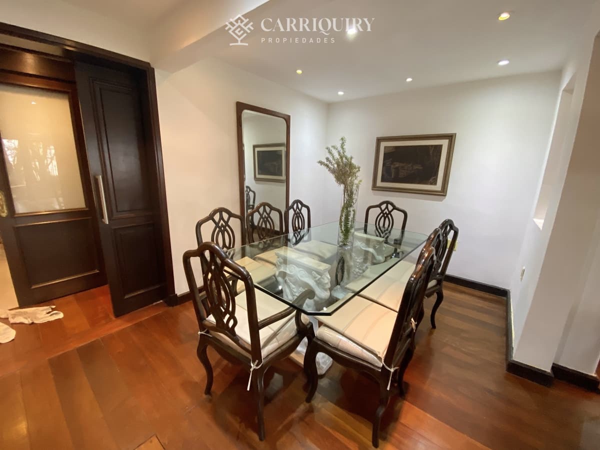 Puerto del Buceo, 3 cuartos, 2 suites, servicio, jardin, vista veleros.  -