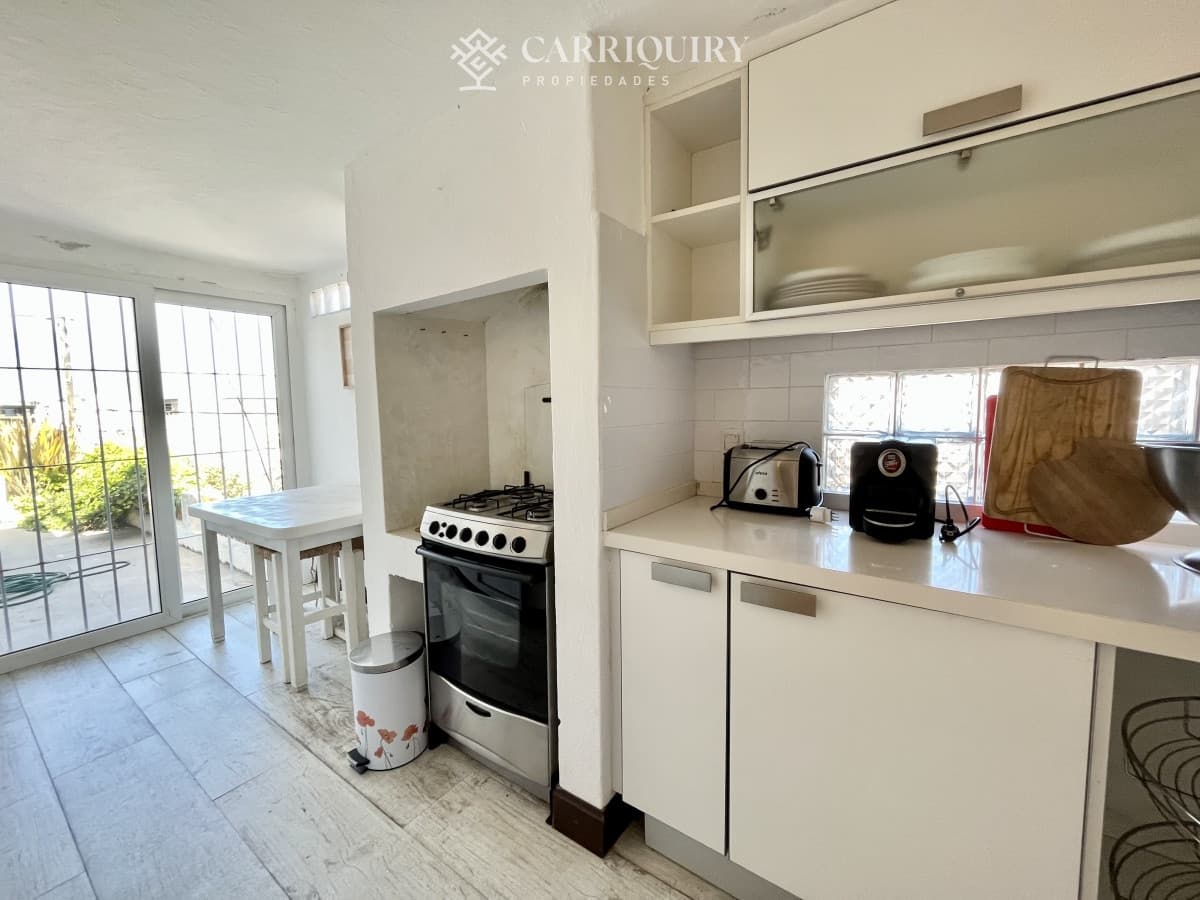 Casa Venta,  4 dormitorios, La Barra, Uruguay  -